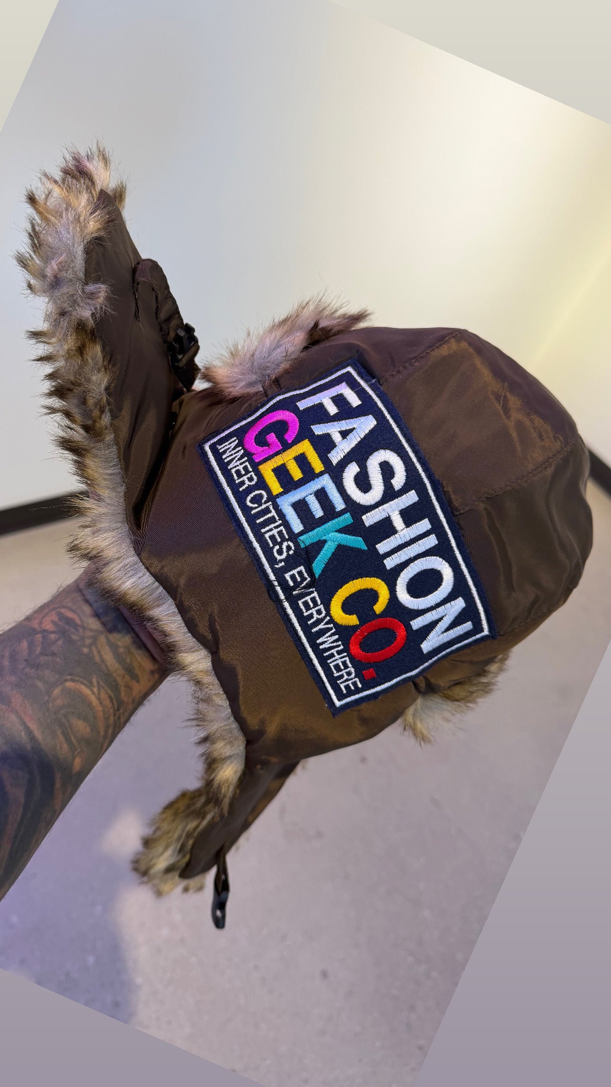 FASHION GEEK CO NYLON TRAPPER