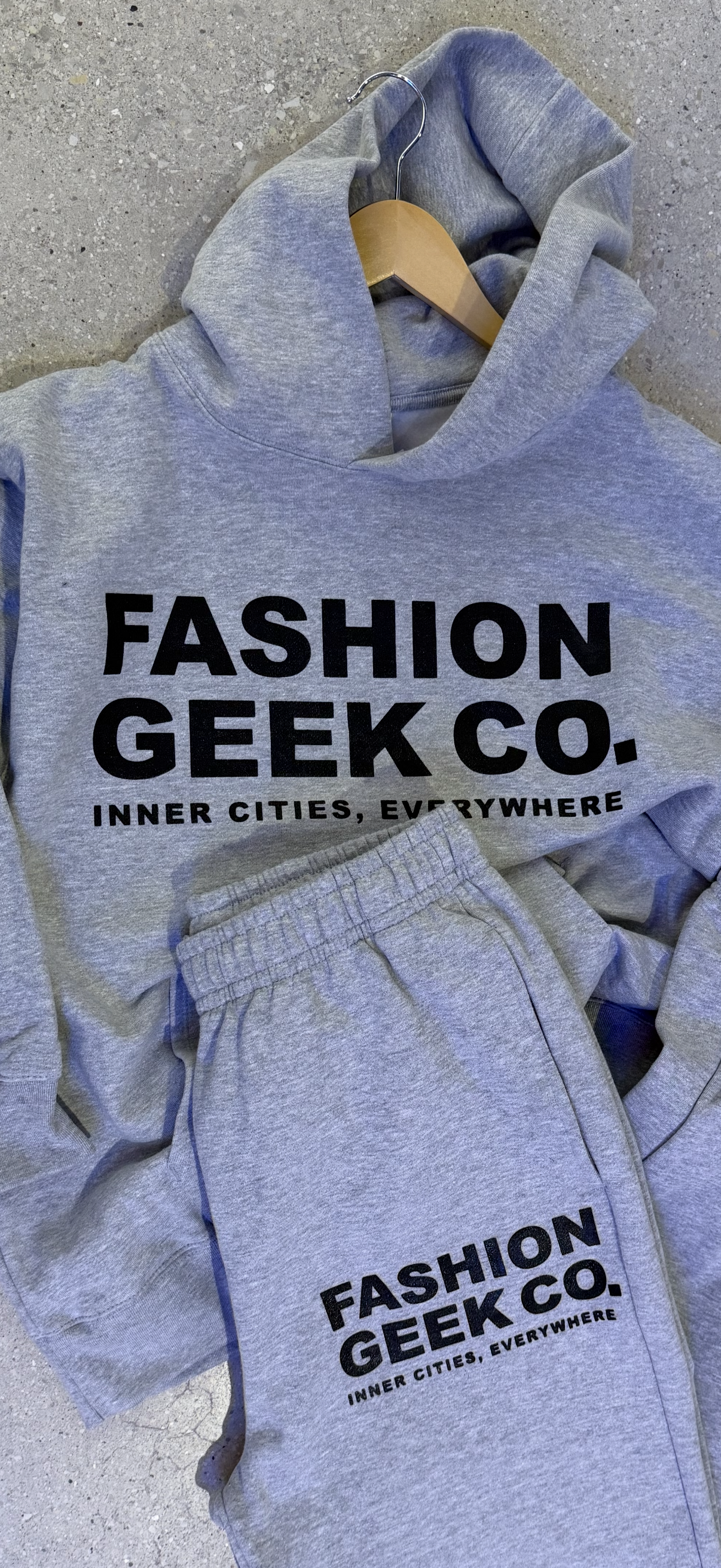 FASHION GEEK CO JOGGING HOODIE