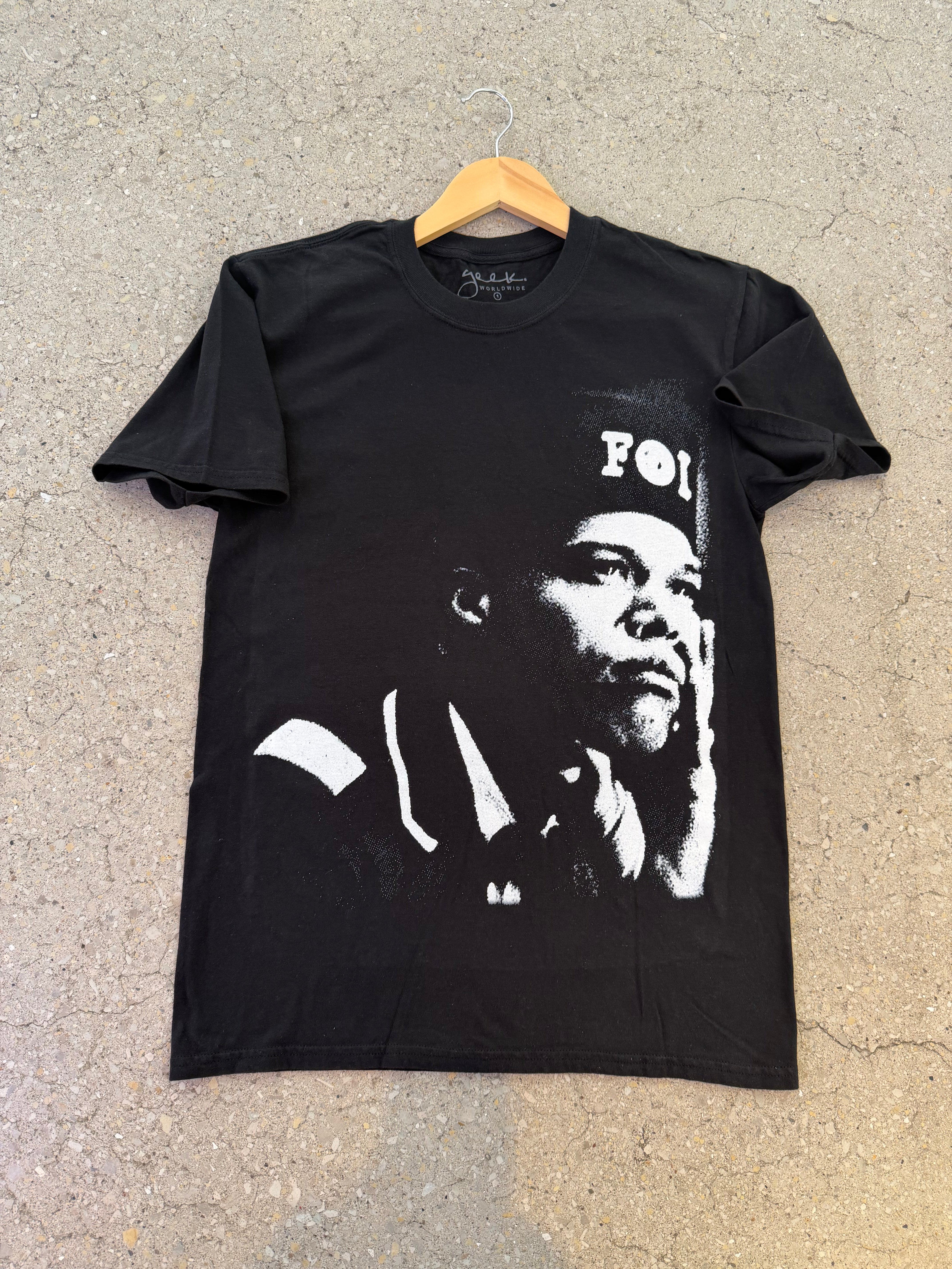 THE MINISTER TEE